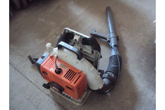 Stihl Br400 Petrol Backpack Leaf Blower