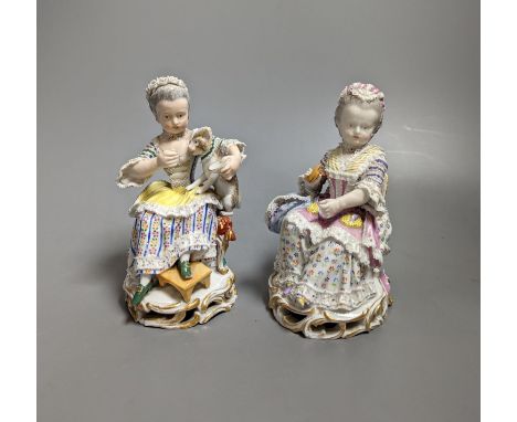 Two 19th century Meissen figures of seated ladies 13cms high