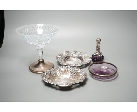 Two pierced silver trinket dishes, a late Victorian silver mounted amethyst glass dish, a similar scent flask and a silver mo