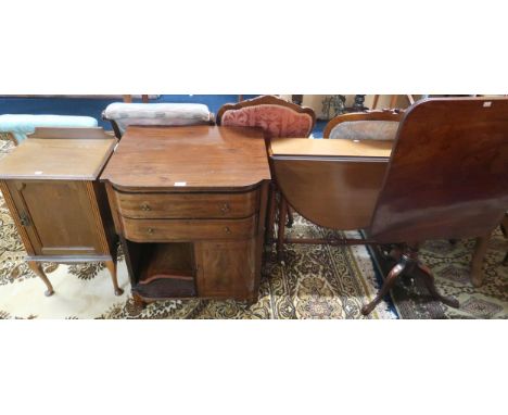 A lot comprising a 19th century dropleaf occasional table, 19th century tilt top tripod base occasional table, single door be