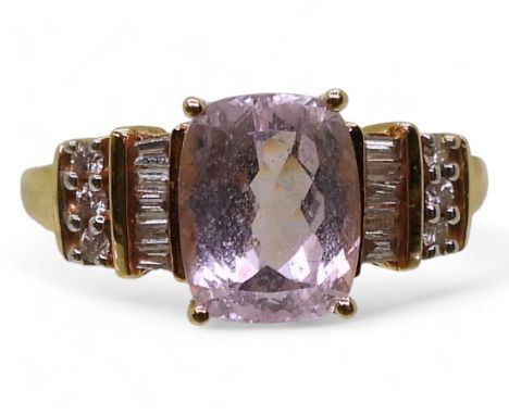 An 18ct gold kunzite and diamond ring, size O1/2, weight 4.6gms,&nbsp;ring by GemsTV. Condition Report:Available upon request
