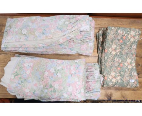 A lot comprising a pair of William Morris "Golden Lily" curtains, 224cm drop and a set of four floral patterned Sanderson cur