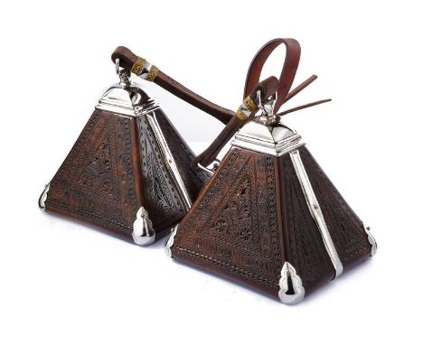 dating: 20th Century provenance: Peru, Of big pyramidal size, wooden, richly embossed and with steel mounts. Complete with le