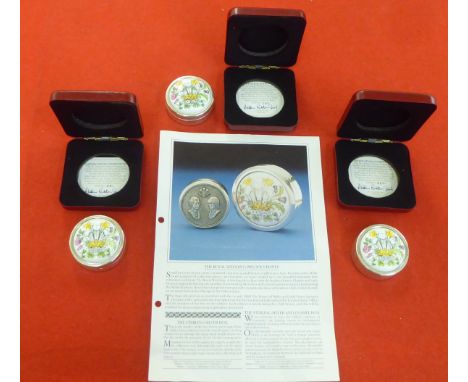 Three St James House Company silver trinket boxes&nbsp; Limited Edition 580, 581 &amp; 582/1500&nbsp; cased with certificates