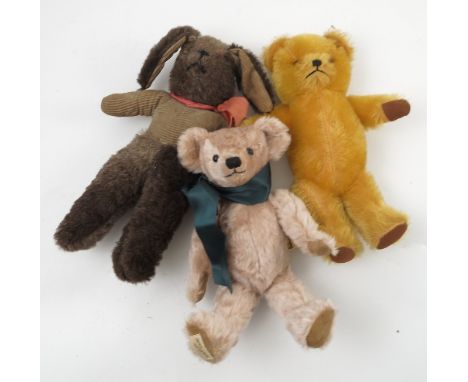 A quantity of gold plush teddy bears, to include Deans, Harrods etc