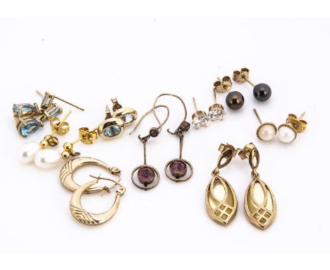 A quantity of gold pearl and gem set earrings, including mother of pearl, topaz and garnet, total weight 11g
