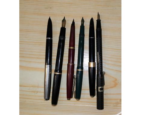 5 vintage 1950's/60's Parker fountain pens; 1950s/60s Typhoo fountain pen