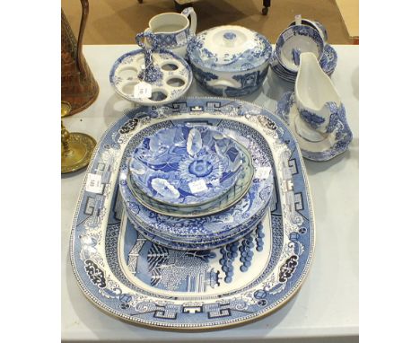 A blue and white willow pattern meat plate, 47 x 35.5cm and twenty pieces of Spode Italian decorated tea and dinnerware, (bla