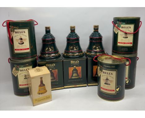 Nine bottles of Bell's Finest Old Scotch Whisky, incl. Bell's Old Scotch Whisky Christmas 1991,1989, 2x 1988, 1990 70cl 40%, 
