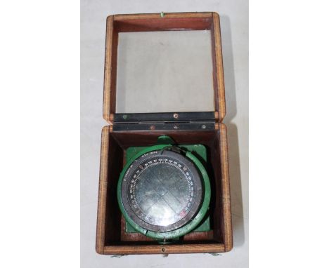 Air Ministry type P8M compass number 144866B, in original wooden box with clear Perspex lid.POA  https://www.bradleys.ltd/quo