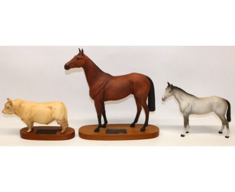 Beswick Connoisseur series Charolais Bull, Red Rum, A/F, and a matt grey thoroughbred stallion no. 1772, max. L29cm (3)Shippi