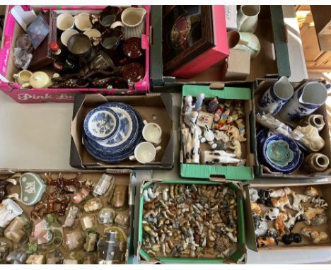 Collection of ceramics, incl. Danbury Mint 'Cats of Character' figures, Wade Whimsies, collection of Lilliput Lane cottages, 
