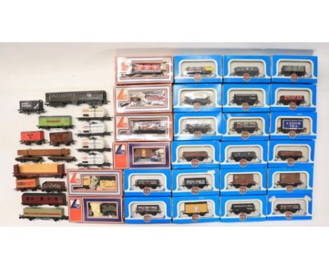 Collection of OO gauge model railway wagons from Airfix, Mainline and Lima including boxed examples (please note some Lima bo
