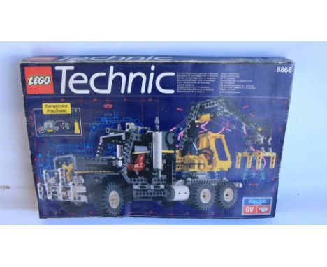 Mixed collection of mostly Lego and Lego Technic including spare parts plus Matchbox Superkings K120 car transporter and K136
