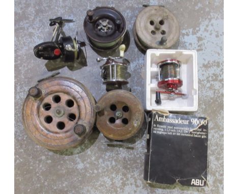 ABU Ambassadeur 900 fishing reel with part box, Japanese multiplier reel, Garcia Mitchel Salt Water Reel and three wooden Sca