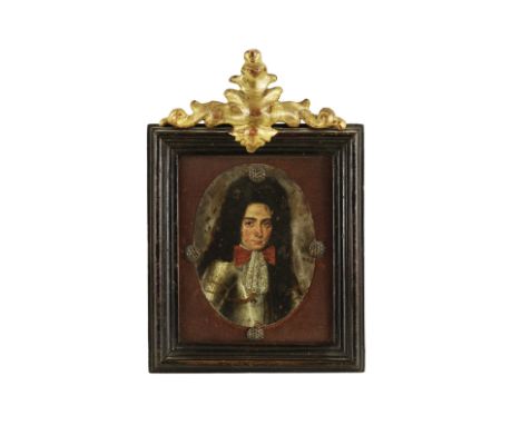 Ecole française, début du XVIIIe sièclePortrait de gentilhomme en armure huile sur cuivre, ovaleoil on copper, oval9.8 x 7.4c