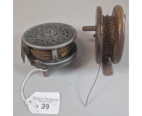 Two vintage fishing reels. (2) (B.P. 21% + VAT)