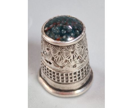 Early 20th century Charles Horner engraved silver thimble with bloodstone mount. Chester hallmarks. (B.P. 21% + VAT)