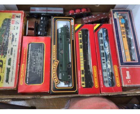 OO scale Triang CKD empty box, RO41 0-6-0 PT, Mainline Worship three coaches (all boxed) with five loose wagons 