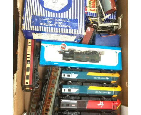 OO scale, two pairs of HST power/dummy cars (125 and virgin) Trix coaches (5) Airfix GWR 2-6-2T (boxed) Dublo A3 Power Contro