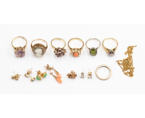 A collection of 9ct, 14ct and 18ct gold jewellery to include ruby, amethyst, peridot, cameo, pearl and coral dress rings semi