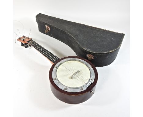A vintage ukelele banjo, cased, 53cm
