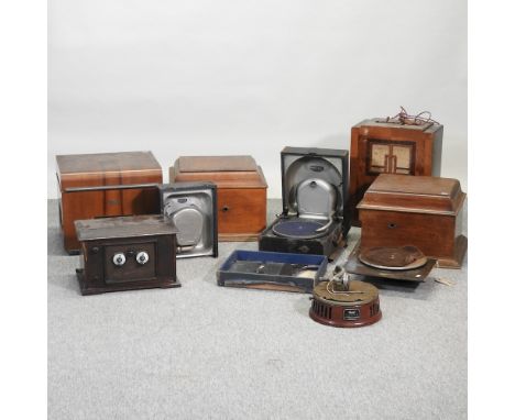 A collection of vintage radios and gramophones, largest 45cm