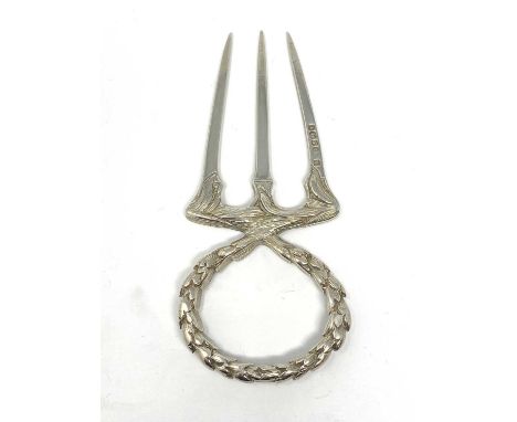 A VICTORIAN SILVER BREAD FORK, ROBERTS & BELK, SHEFFIELD, 1886 with laurel wreath loop handle and leaf capping to the three p