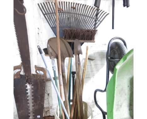 MISC. GARDEN TOOLS
