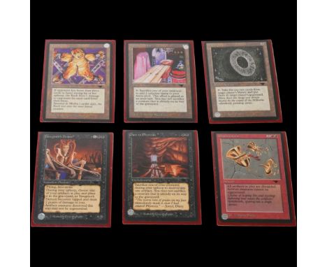 This lot contains approximately 800 cards from the Antiqities expansion. It includes both English and Foreign cards and some 