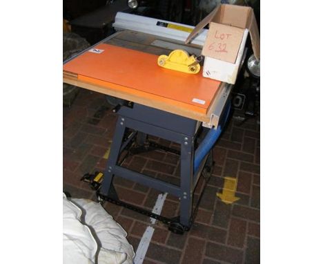An Axminster table saw workstation