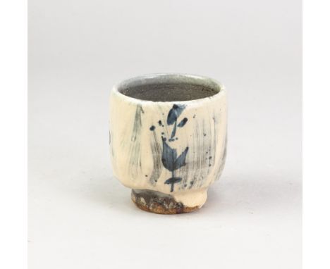 JIM MALONE (born 1946); a stoneware yunomi covered in hakeme glaze with cobalt decoration, impressed JM and A (for Ainstable)