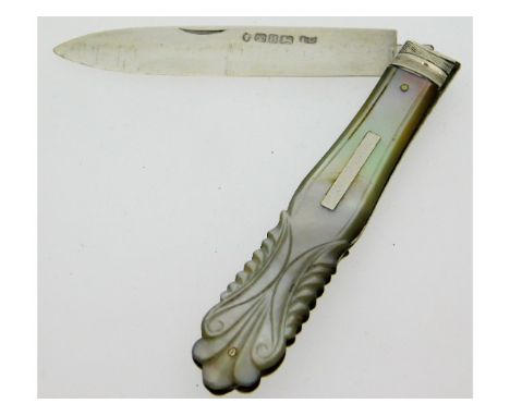 An 1845 Sheffield silver mother of pearl handled fruit knife by John Oxley, 21.7g