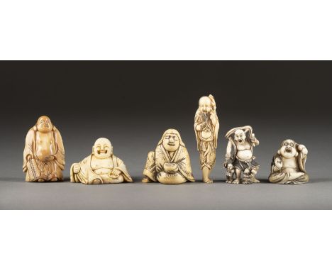 SECHS GESCHNITZTE NETSUKE VON BUDDHISTISCHEN UND TAOISTISCHEN FIGUREN AUS ELFENBEIN Japan, 19. Jahrhundert Elfenbein. H. 3.4-