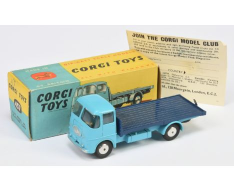 Corgi Toys 457 ERF Model 44G Platform Lorry - Two-Tone blue, silver trim, flat spun hubs and metal tow hook - Excellent in a 