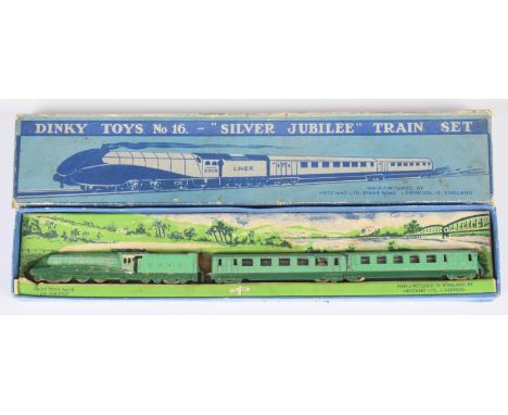 Dinky Toys Pre-War 16 "Silver Jubilee" Train Set - Two-Tone green, black smooth hubs with white tyres - Fair in a Fair to Goo