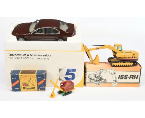 Matchbox Major Pack M4 Ruston Bucyrus Excavator - Good (replacement Tracks) in a poor box, NZG 204 Ruston Bucyrus 155-RH - Go