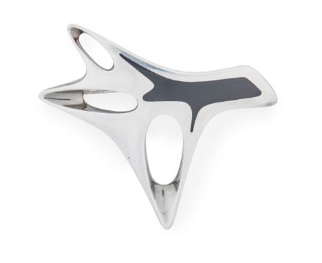HENNING KOPPEL (1918-1981) FOR GEORG JENSEN AMORPHIC BROOCH, DESIGNED 1956 sterling silver and black enamel, stamped marks GE