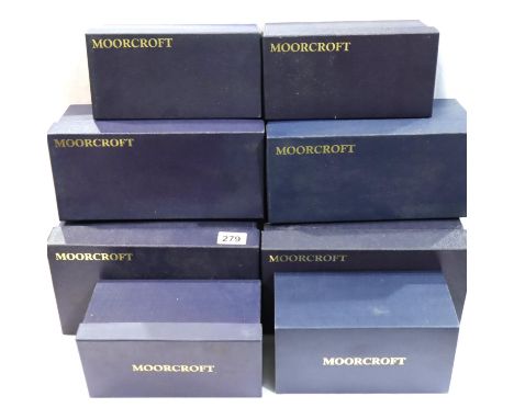 Eight empty Moorcroft boxes, mixed sizes. P&amp;P Group 2 (£18+VAT for the first lot and £3+VAT for subsequent lots) 