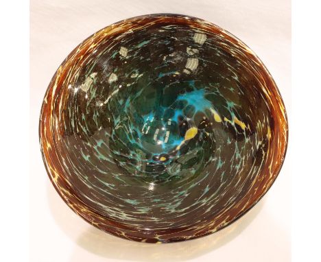 Mdina glass centre bowl. P&amp;P Group 3 (£25+VAT for the first lot and £5+VAT for subsequent lots) 