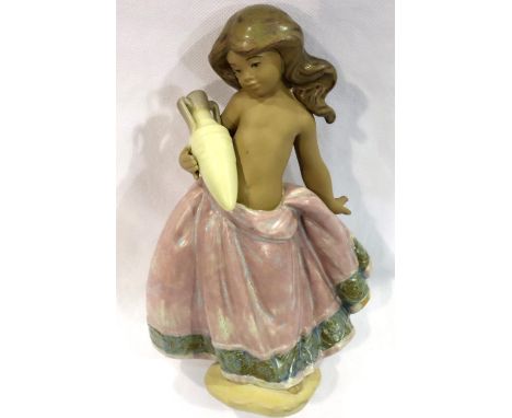 Lladro Gres figurine of a girl carrying water urn, H: 19 cm, no cracks, chips or visible restoration.. P&amp;P Group 2 (£18+V