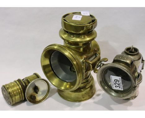 Large brass carriage lamp and two vintage bicycle lamps, largest H: 20cm. Not available for in-house P&amp;P, contact Paul O'