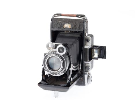 A Zeiss Ikon Super Ikonta 532/2 Folding Medium Format Camera, black, body P-F, shutter not working, focus stiff, optics F, so