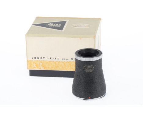 A Leitz Wetzlar OTVXO Visoflex Finder, black, VG, optics VG, bayonet mount, in makers box