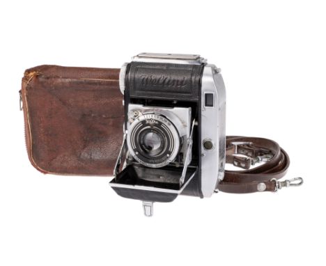 A Welta Weltini II Rangefinder Camera, chrome, with Leitz Elmar f/3.5 50mm lens, black, serial no. 460077, body, G-VG, shutte