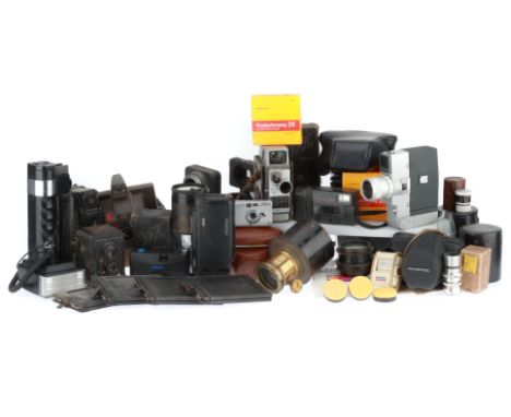 END LOT: A Mixed Selection of Photographica, To include a magic lantern lens, some cine cameras, &amp; a range of other photo