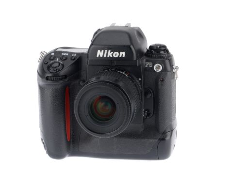 A Nikon F5 35mm SLR Camera, black, serial number 3029256, body G, shutter working, AF working, metering responds to light lev