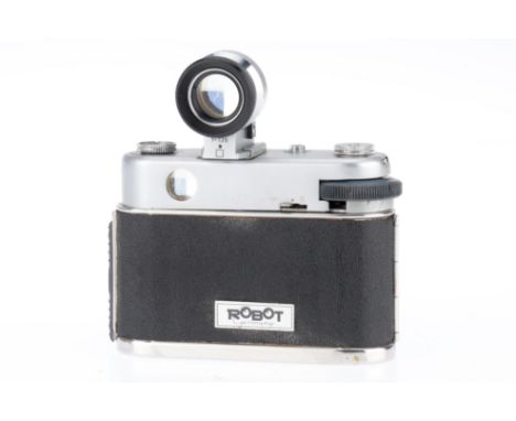 A Robot Star II Vollautomat 35mm Camera, chrome, serial number L170932, later model with recessed spring, damage to spring wi
