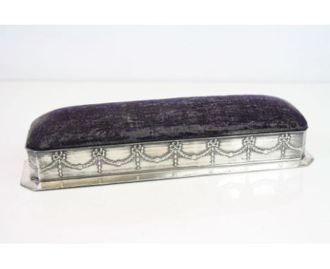 Silver rectangular pin cushion trinket box, the body decorated with with swag and garland decoration in relief, engraved init