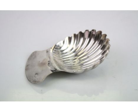 George III silver caddy spoon by Hester Bateman, shell bowl, length approx 5.5cm (repair to neck) 